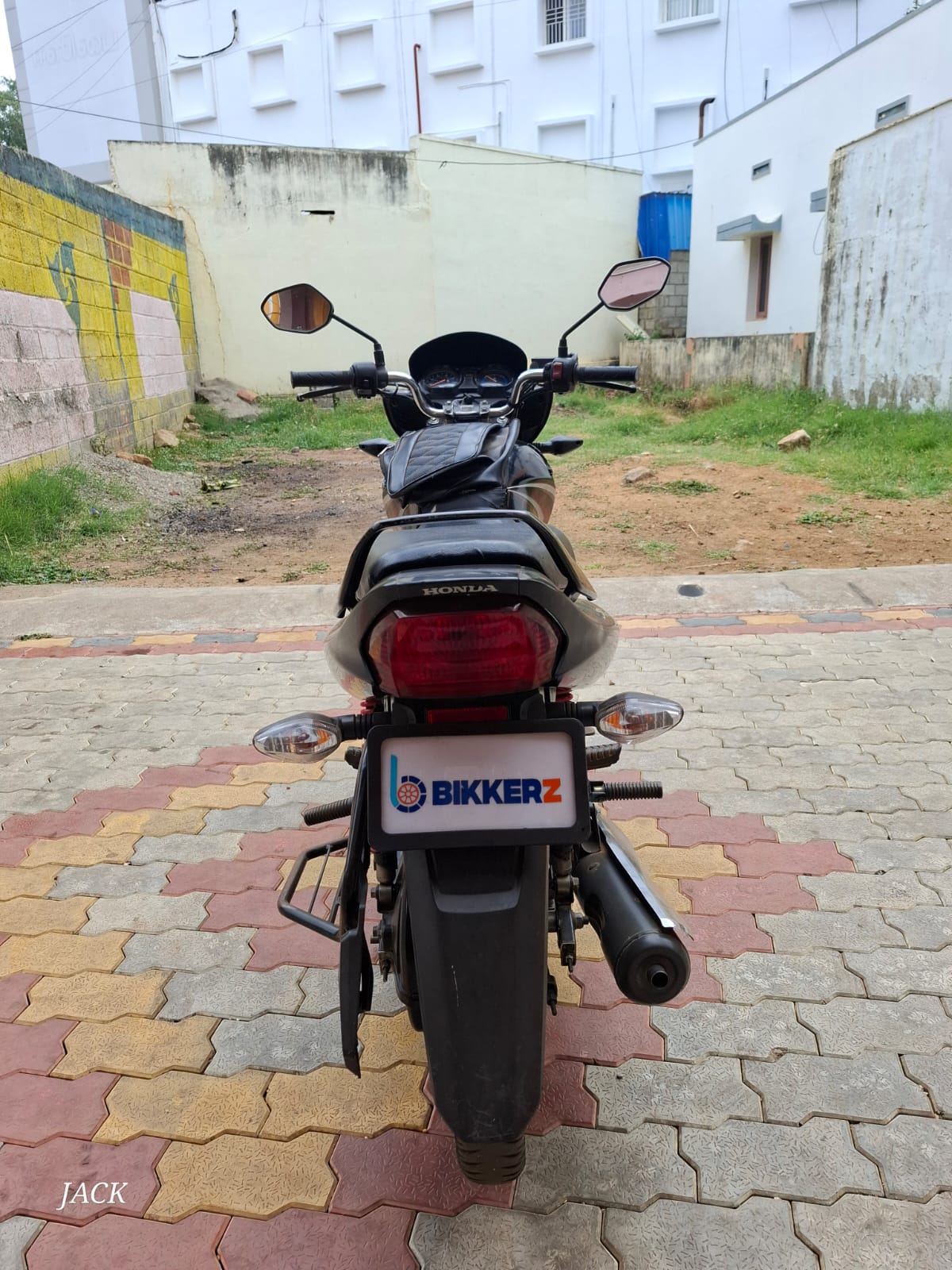 Honda Shine