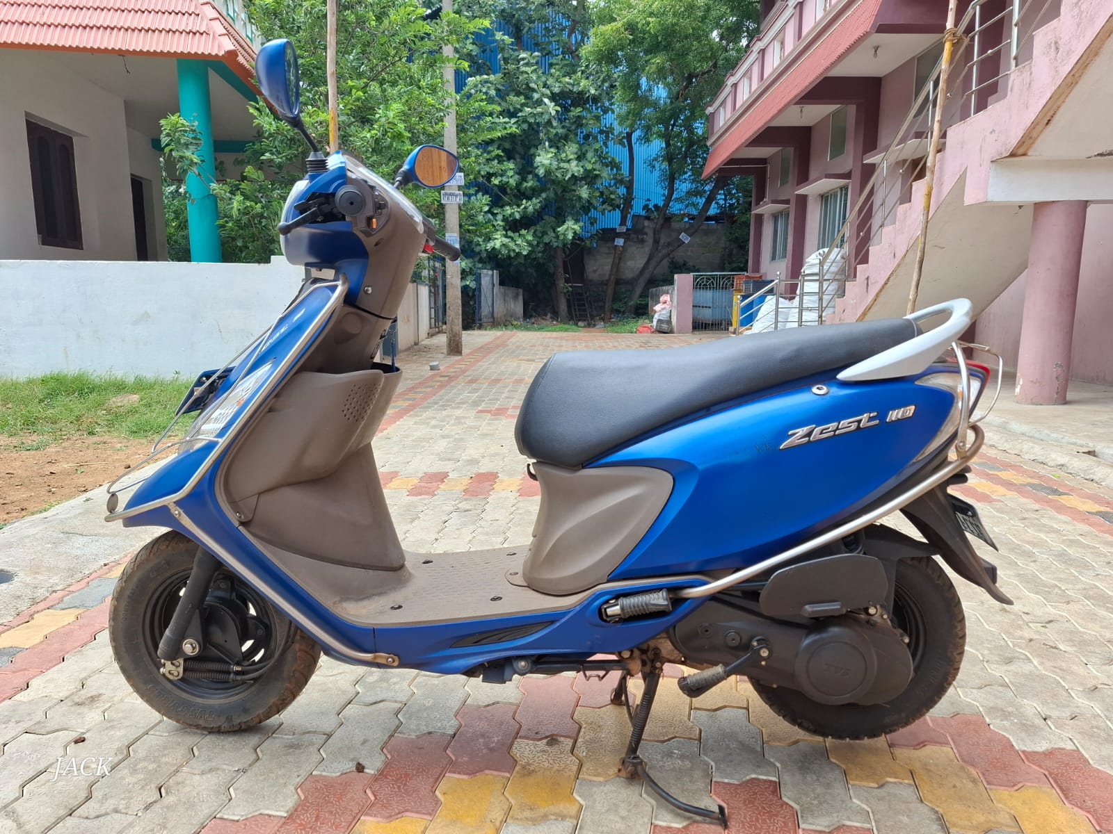 TVS Scooty Zest 110