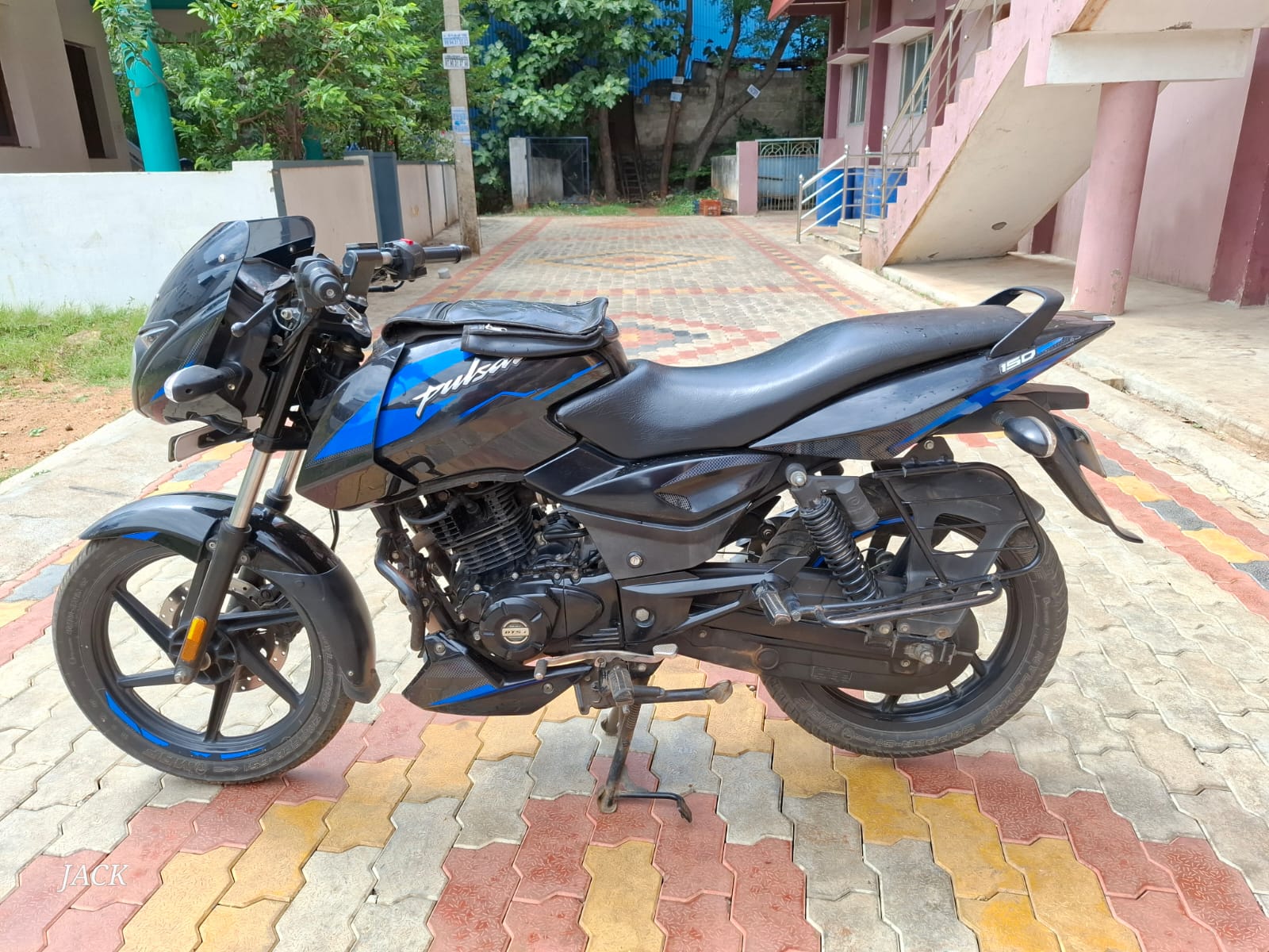 Bajaj Pulsar 150